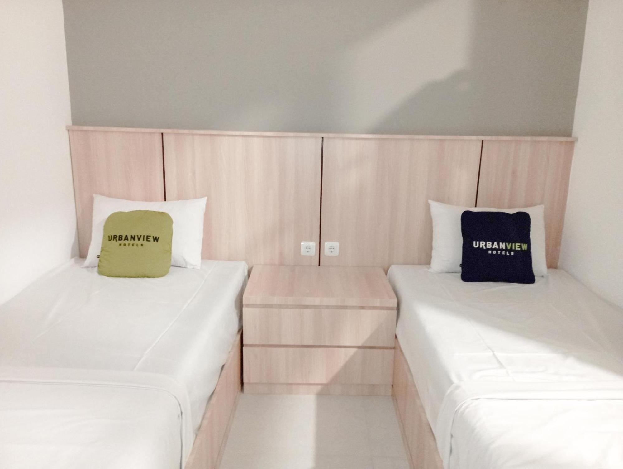 Urbanview Hotel Subali Пурвокерто Экстерьер фото
