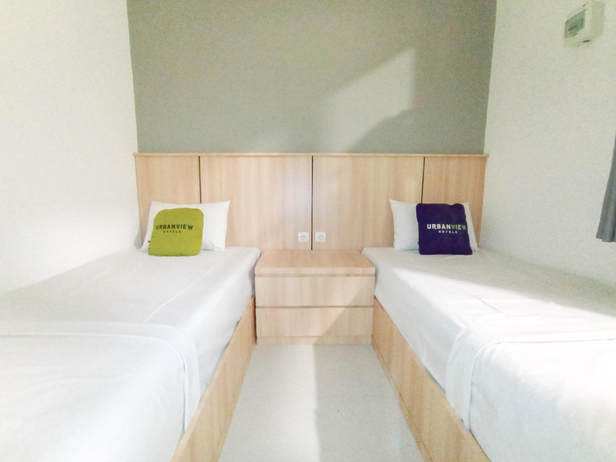 Urbanview Hotel Subali Пурвокерто Экстерьер фото