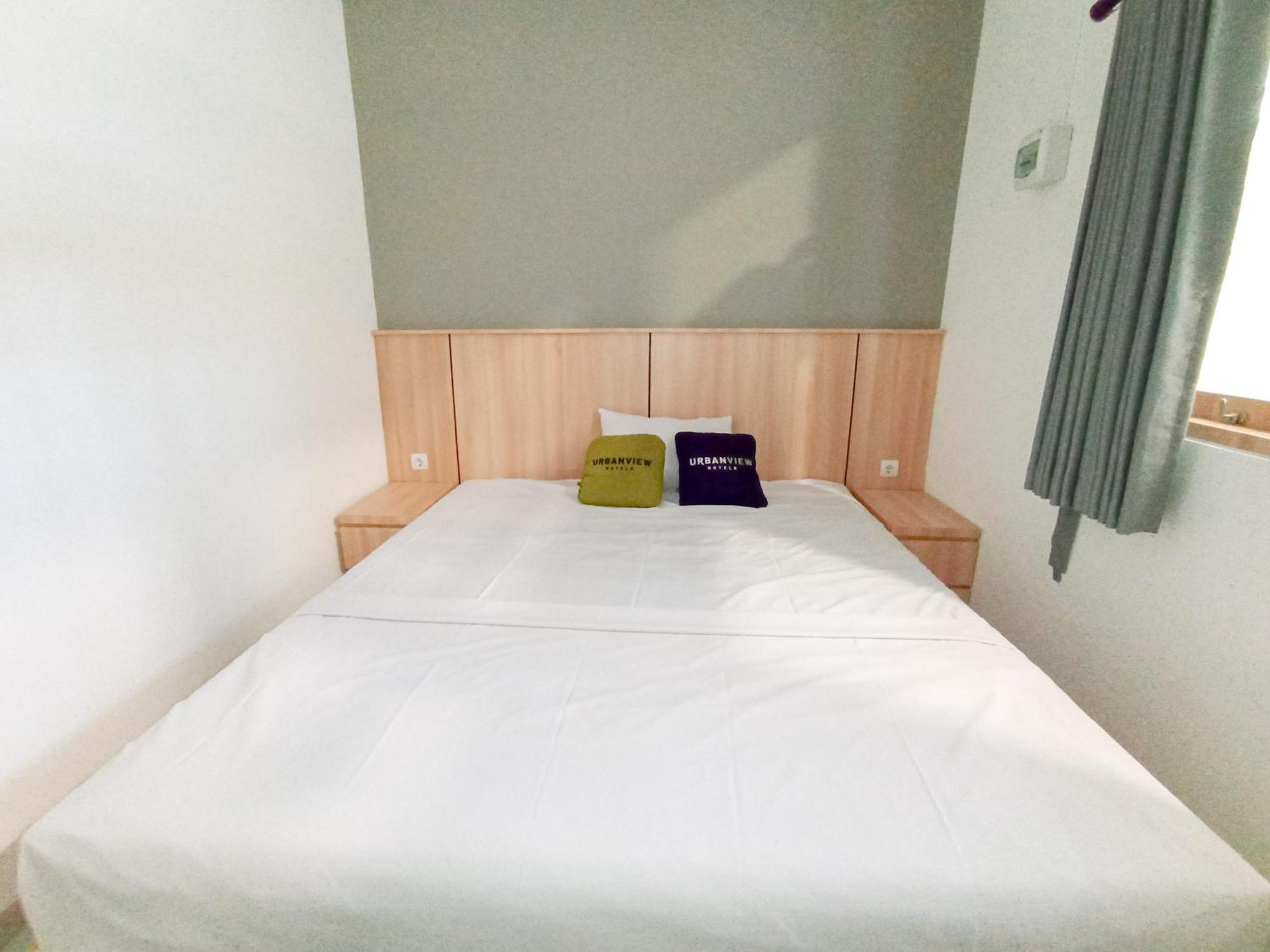 Urbanview Hotel Subali Пурвокерто Экстерьер фото